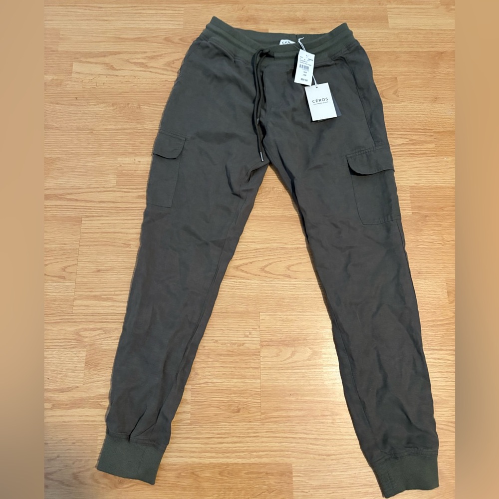 Ceros Olive Green high rise cargo joggers